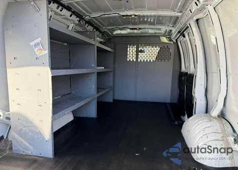 2021 Chevrolet Express G2500 from USA, damaged, VIN 1GCWGAFP7M1313417